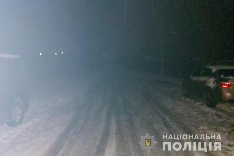 ДТП біля Тернополя: водій на “Опелі” збив чоловіка (ФОТО)