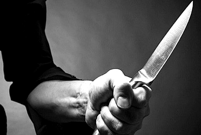 “10 ударів ножем у груди”: на Тернопільщині засудили чоловіка, який намагався вбити знайомого, щоб не повертати борг