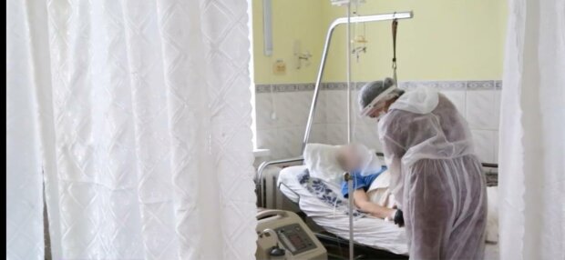 Медсестра з Тернопільщини стала “ангелом” для тисячі хворих: з першого дня пандемії на передовій (ВІДЕО)