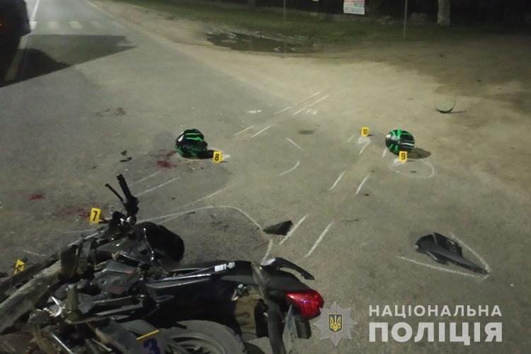 Аварія з потерпілими на Тернопільщині: зіткнулися автомобіль та мотоцикл (ФОТО)