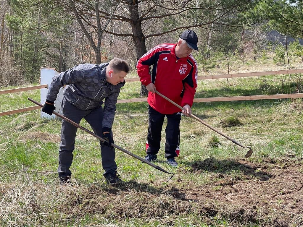 Команда Чайківського організувала толоку в історичному місці на Бережанщині(Відео)