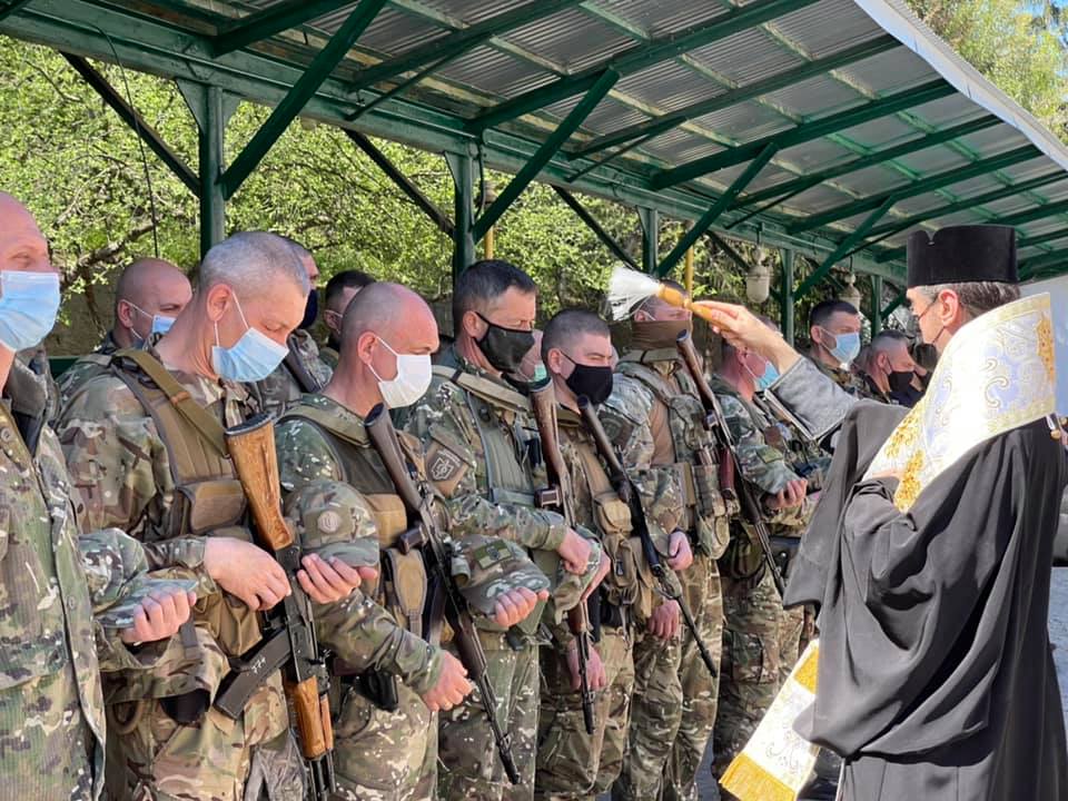 Бійці батальйону «Тернопіль» та працівники патрульної поліції відбули на чергову ротацію в зону ООС