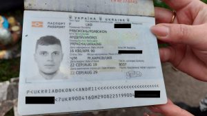 У Польщі два тижнів бомжує молодий українець: допоможіть знайти рідних, бо невідомо скільки він ще так протягне (ФОТО)