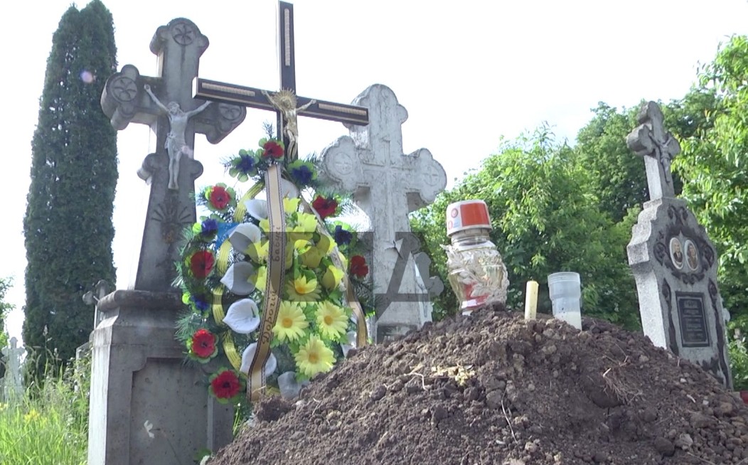 На Тернопільщині поховали, а потім викопували померлу жінку: що сталося