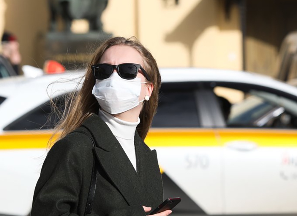 Конфлікт на Тернопільщині: таксист висадив пасажирку, бо вона попросила одягнути маску