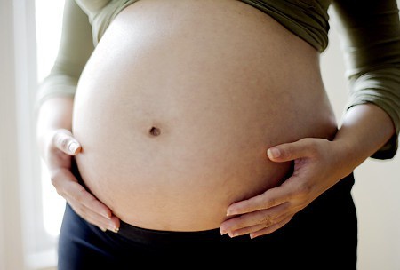 Патрульні допомогли медикам у Тернополі довезти вагітну жінку до лікарні (ВІДЕО)