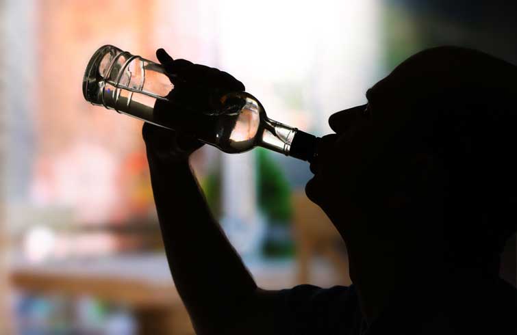 На Тернопільщині від передозування алкоголем помер молодий чоловік