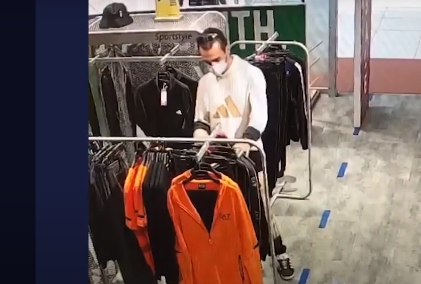 У Тернополі в “Подолянах” хлопець викрав одягу на 24000 гривень: розшук (ВІДЕО)