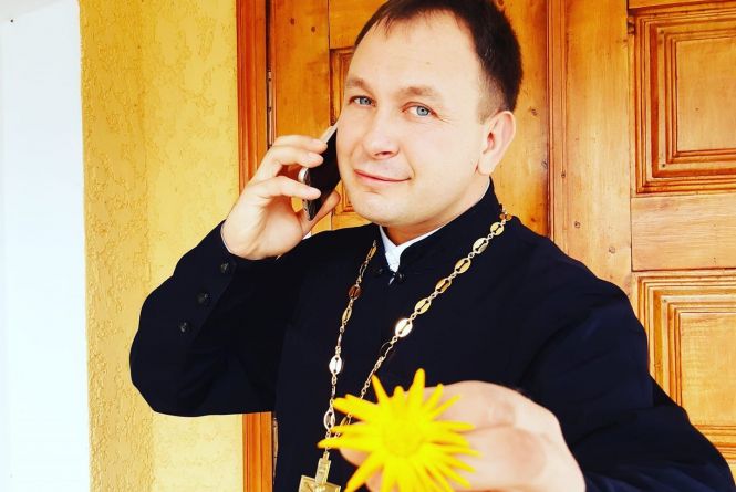Священник з Тернопільщини потрапив у ТОП-100 блогерів України