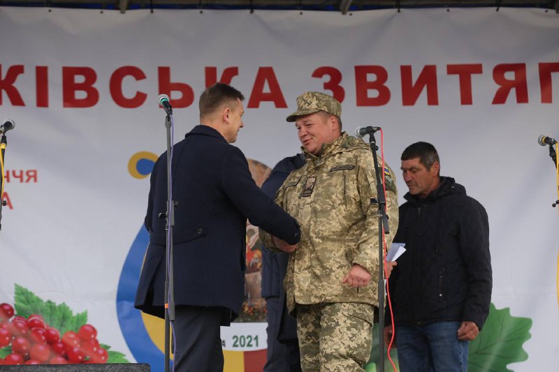 У селі військової звитяги на Тернопільщині відбувся патріотичний фестиваль (ФОТО, ВІДЕО)
