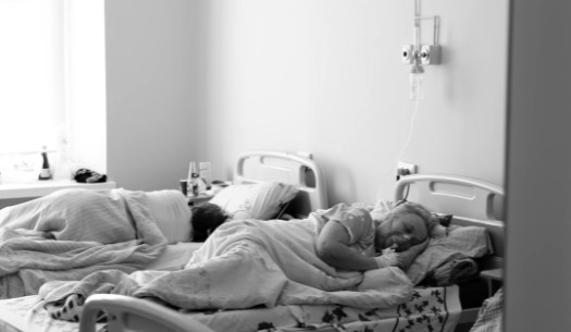 На Тернопільщині показали “ковідну” лікарню із середини, в якій за тиждень від померло 30 людей (ФОТО, ВІДЕО)