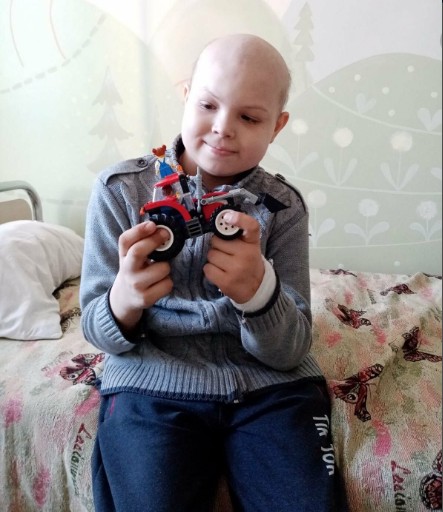 Онкохворому хлопчику в Тернополі терміново потрібні донори крові (ФОТО)