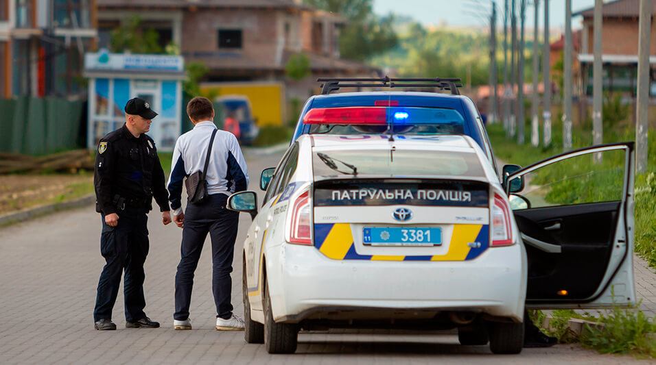 У Бучачі п’яний водій на прохання поліції перепаркував автомобіль і отримав 17000 гривень штрафу